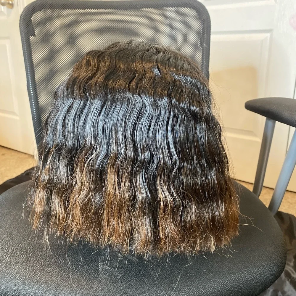 Used Shake n go brown & black bob wig - Picture 3 of 11